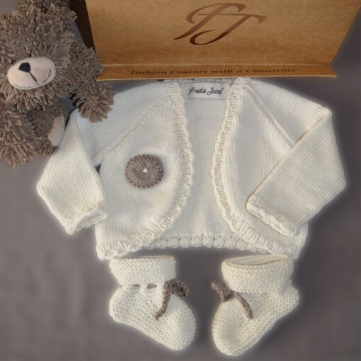 'RACHEL' - BABY GIRL’S ORGANIC MERINO WOOL BOLERO AND BOOTIES
